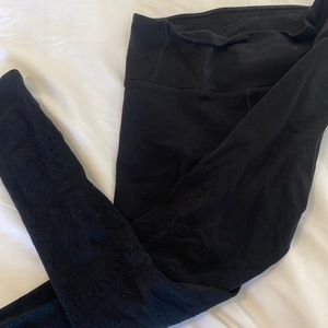 Lululemon black leggings with mesh